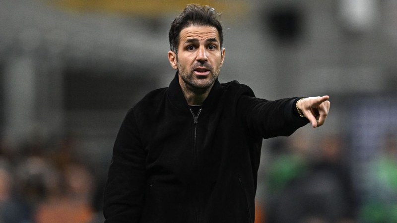 Cesc Fàbregas ขอแนะนำให้เขามาแทนที่ Michael Carrick ที่แมนฯยูไนเต็ดโดยไม่ให้เกียรติ