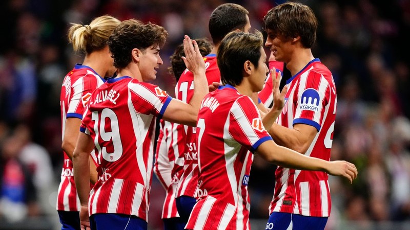 Julián Álvarez ขอโทษแฟนแอตเลติโกมาดริดที่เสนอราคาเข้าร่วมกับบาร์เซโลนา