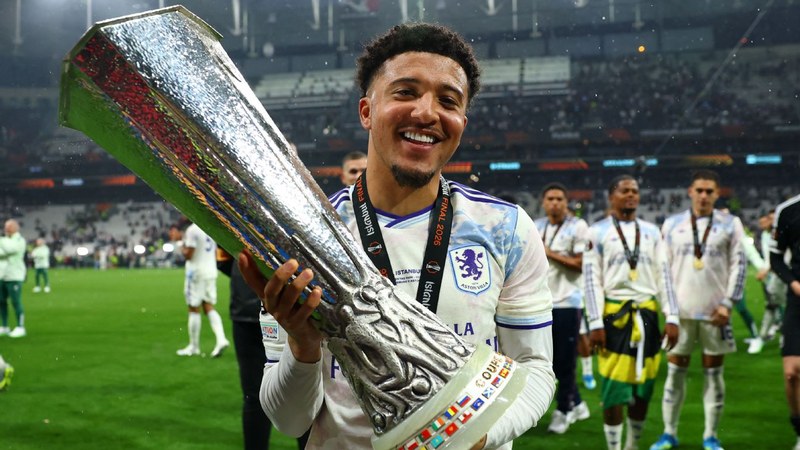 ความสนใจของ Jadon Sancho จาก Getafe: 'เราได้ยื่นข้อเสนอสุดท้าย' - ประธานสโมสร